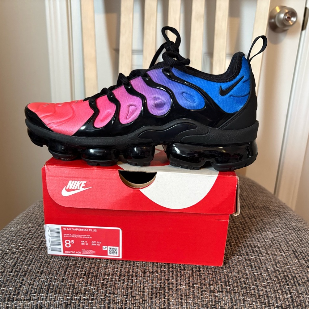 Nike Air VaporMax Plus Red and Blue Sneakers